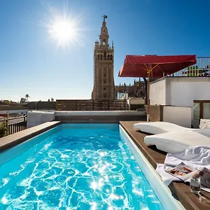 Cathedral Apartment, First Floor Seville